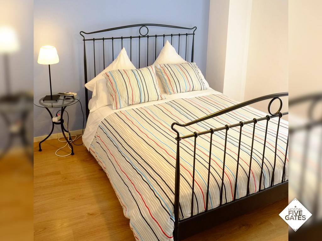 Hostal Five Gates Осуна Екстер'єр фото