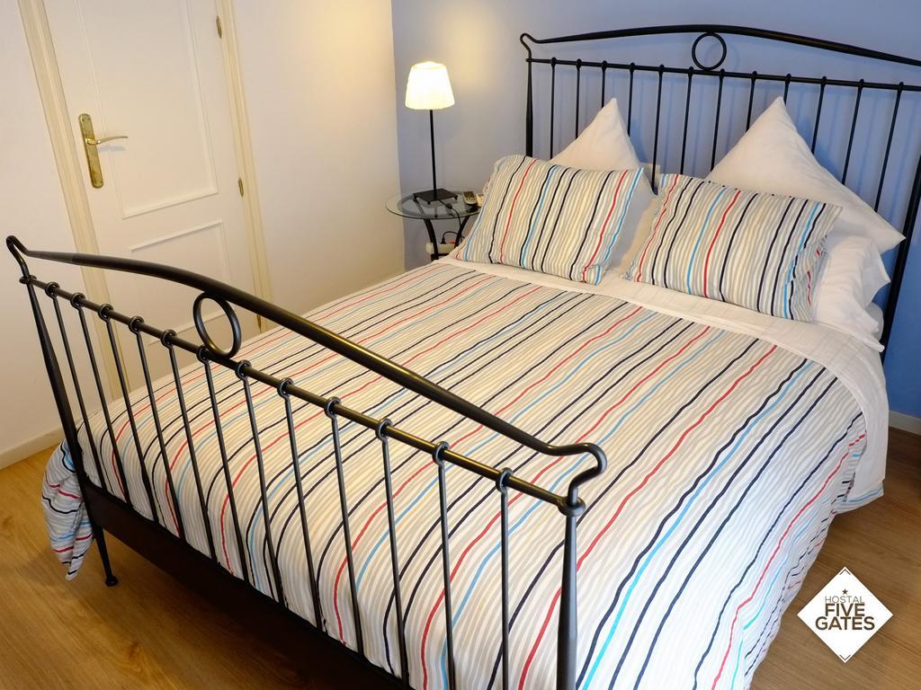 Hostal Five Gates Осуна Екстер'єр фото