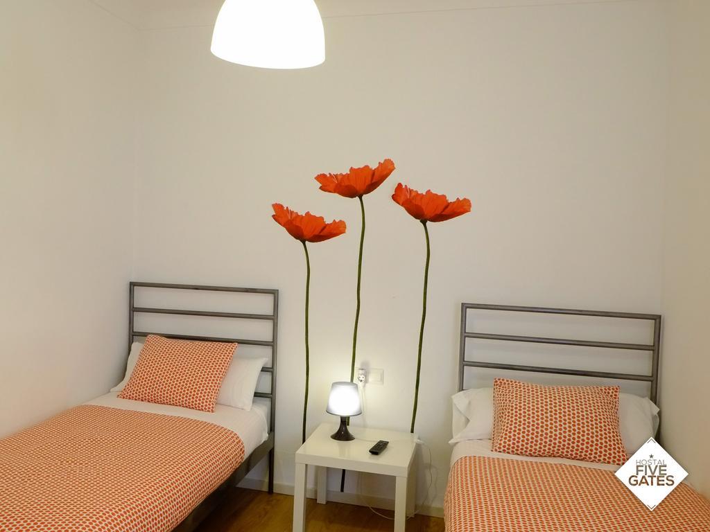 Hostal Five Gates Осуна Екстер'єр фото