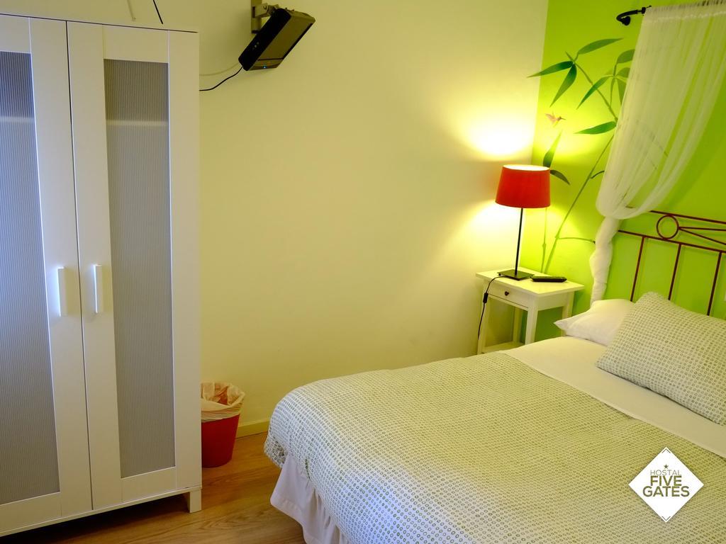 Hostal Five Gates Осуна Екстер'єр фото
