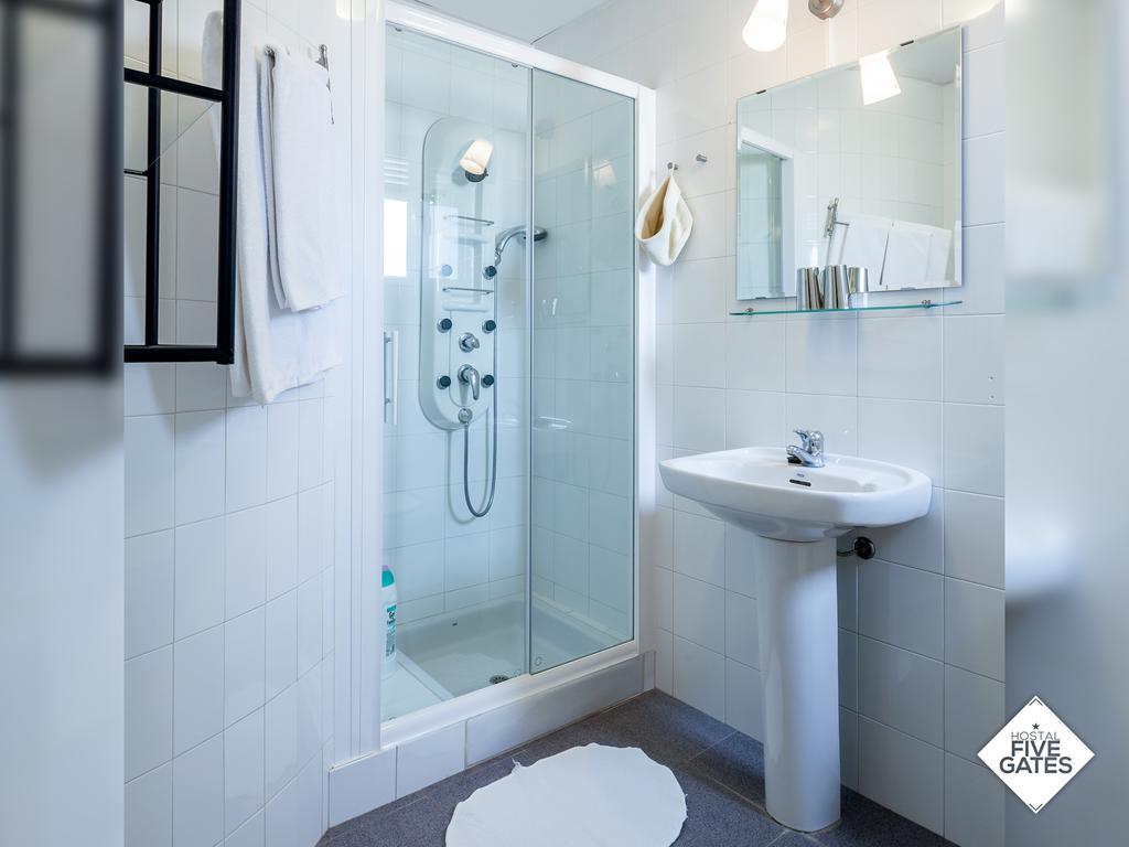 Hostal Five Gates Осуна Екстер'єр фото